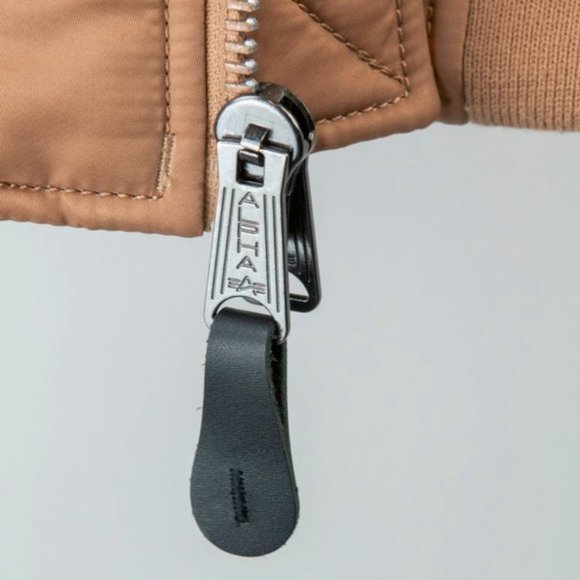 Alpha Industries Rose Gold Reversible MA-1 Bomber Flight Jacket - Picture 6 of 8